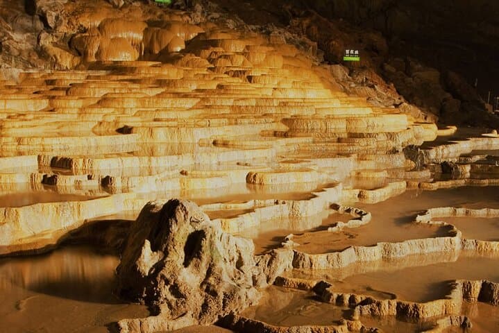 Northern Kyushu Day Tour Akiyoshido Cave and Motonosumi Inari — photo 7