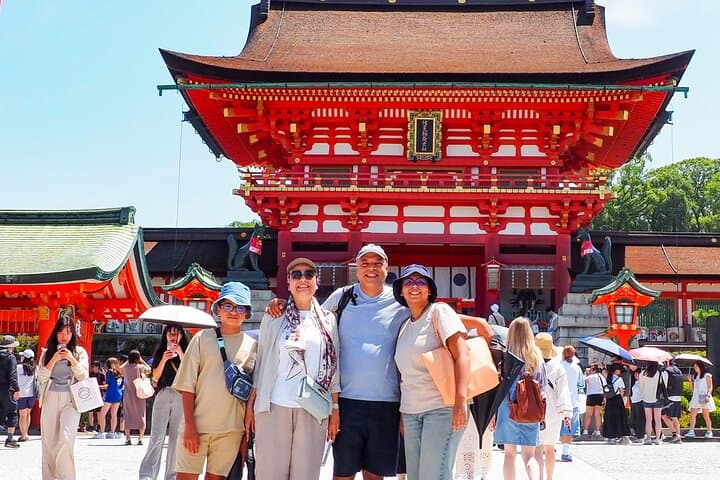 Private Car Tour to KYOTO, OSAKA or NARA | KOBE Shore Excursion