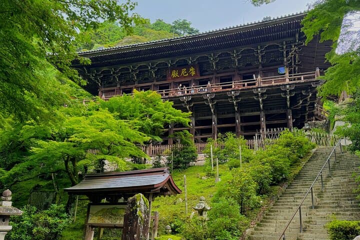 Himeji: Private Guided Tour of Himeji Castle and Engyoji Temple — photo 4