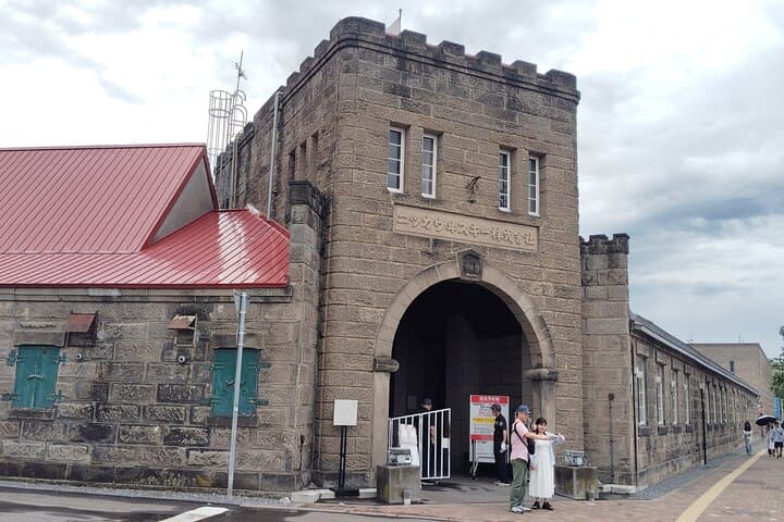 Hokkaido: Nikka Yoichi Whisky Museum Guided Tour & Tasting — photo 7