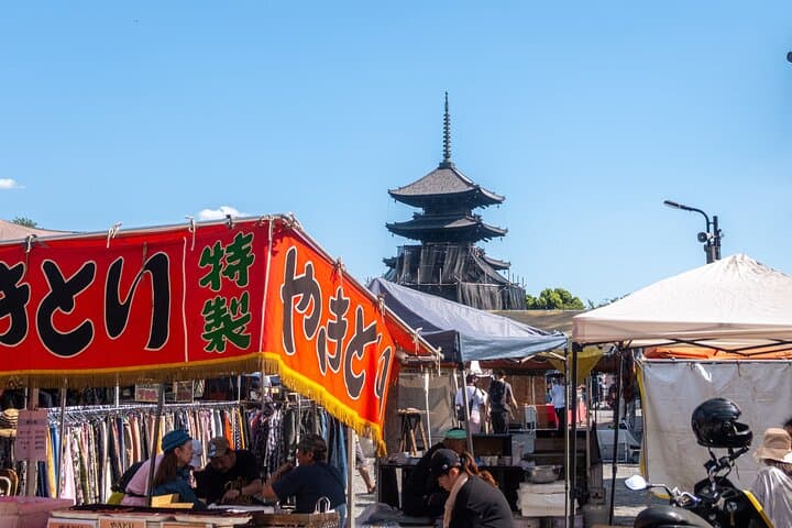Kyoto Flea Market Cultural Exchange with English Learners — photo 9