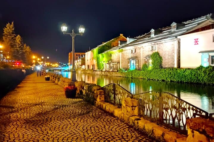 Otaru: Day & Night Walk in a Nostalgic Historic Port Town — photo 5