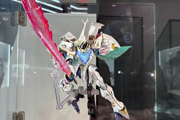 Explore Maidreamin Akihabara Walking Tour — photo 14