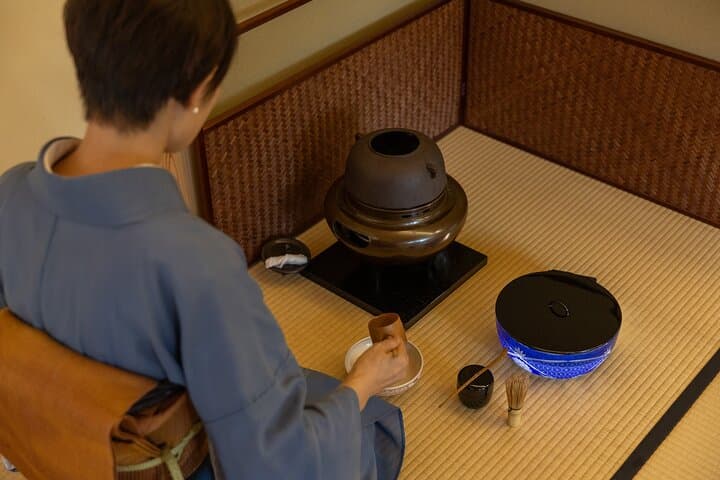 A Moment of Serenity with Tea Ceremony in a Nagoya Teahouse — photo 2