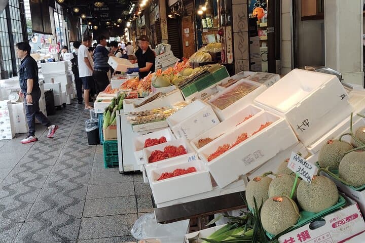 Sapporo: Nijo Market Guided Tour with Seafood Meal — photo 12