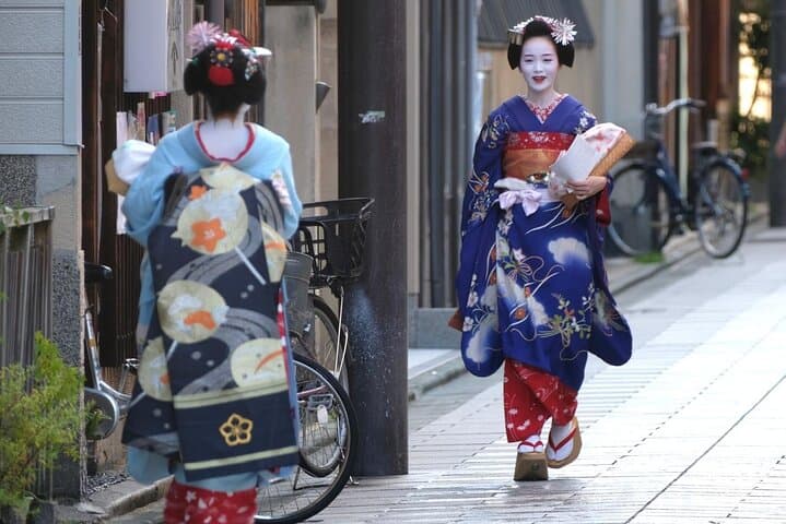 Kyoto: Gion Hidden Gems & Geisha Culture Tour — photo 4