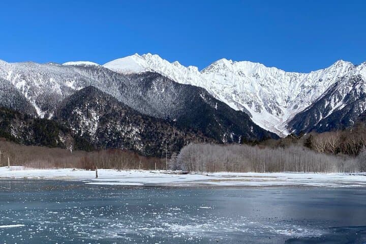 Japan Alps Kamikochi Taisho Pond Snowshoe Trekking Tour — photo 2