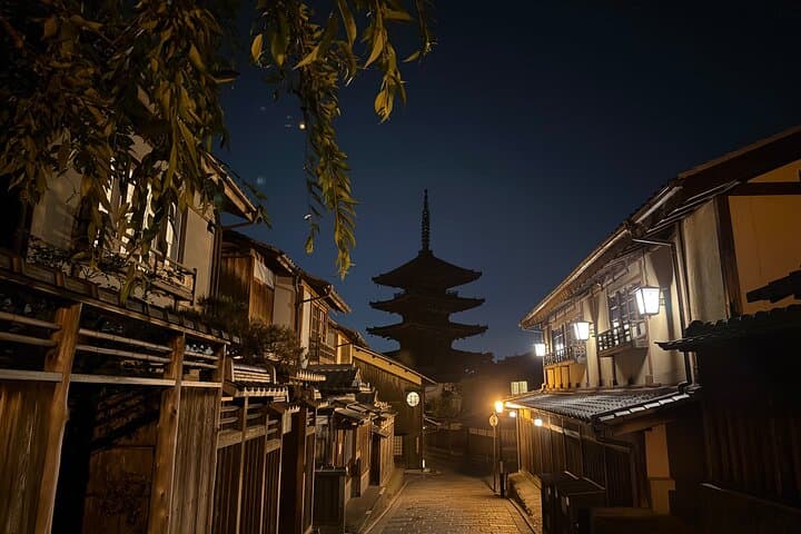 Quiet Kyoto: Morning Shrine Walk & Authentic Japanese Breakfast — photo 13
