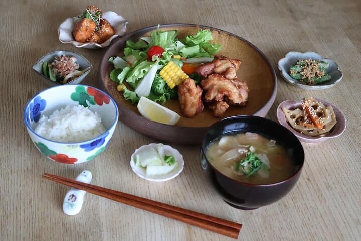 Authentic Japanese Cooking Class DE with a Local in Tokyo — photo 3
