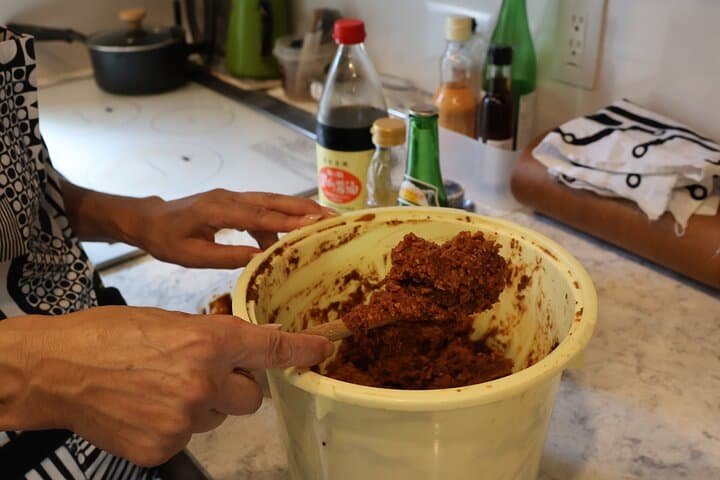 Authentic Japanese Cooking Class DE with a Local in Tokyo — photo 8