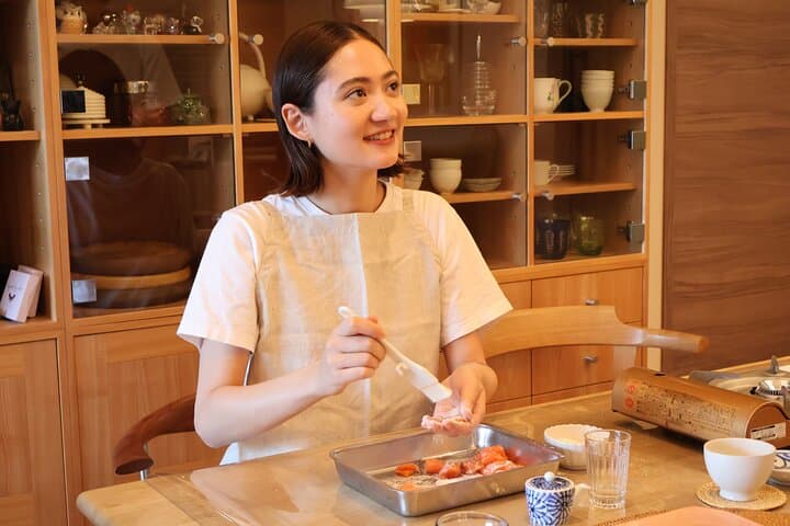 Authentic Japanese Cooking Class DE with a Local in Tokyo — photo 18