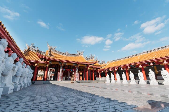 Tour of Nagasaki City with Lucky Taxi — photo 4