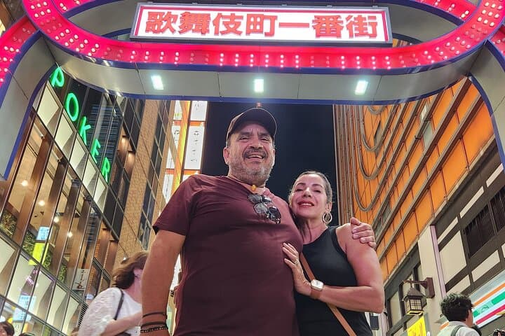Shinjuku Bar and Izakaya Hopping with Drinks and Dinner — photo 11