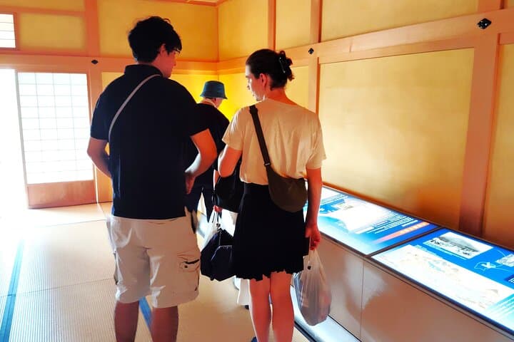Hakodate: Goryokaku Star Fort & Tower Guided History Tour — photo 9