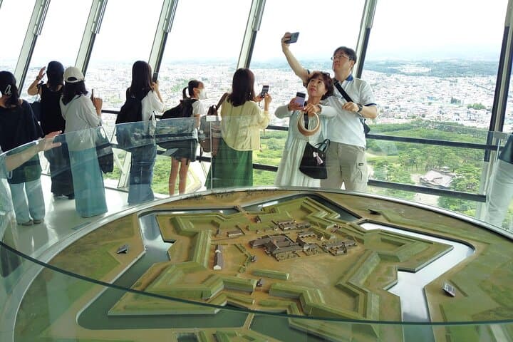 Hakodate: Goryokaku Star Fort & Tower Guided History Tour — photo 13
