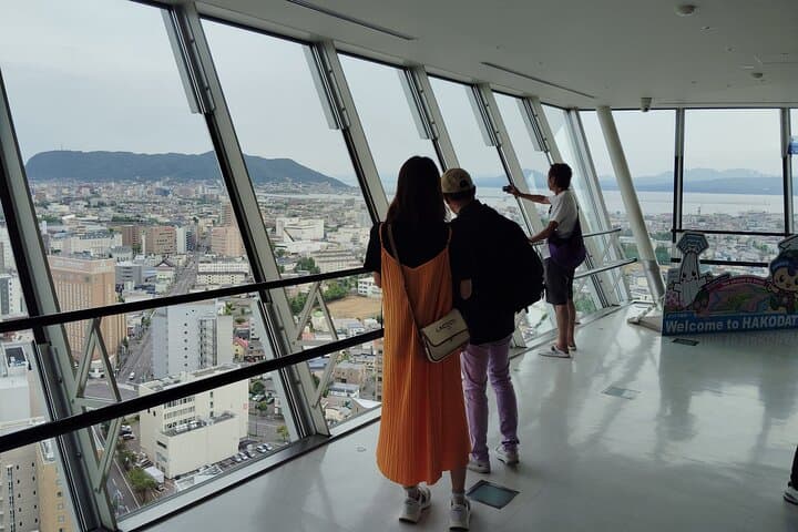 Hakodate: Goryokaku Star Fort & Tower Guided History Tour — photo 16