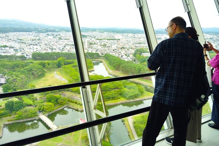 Hakodate: Goryokaku Star Fort & Tower Guided History Tour — photo 2