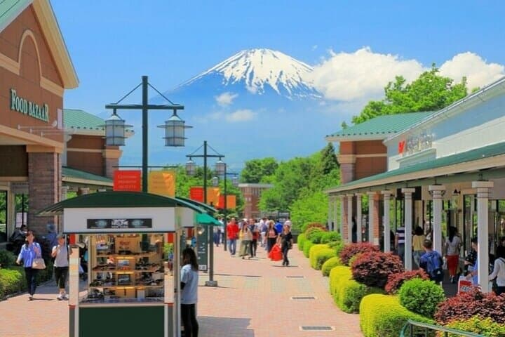 Mount Fuji 5th Station, Arakurayama, Oshino Hakkai and Hot Spring — photo 8