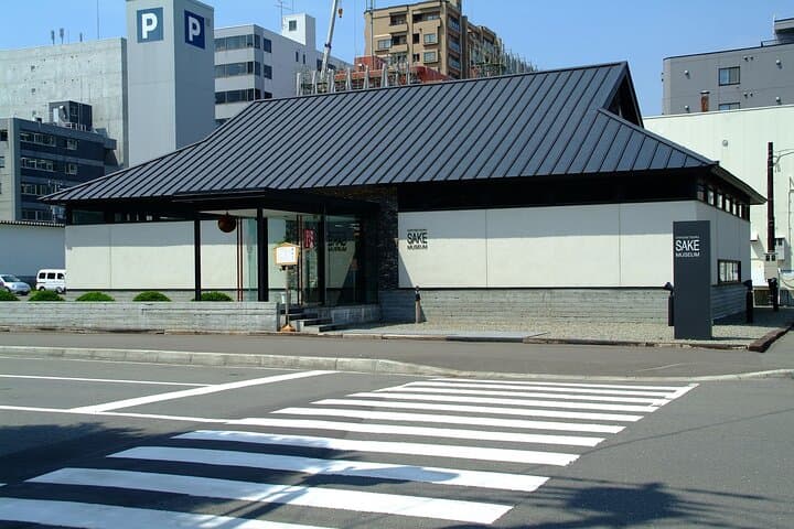 Sapporo History and Gourmet Walking Tour — photo 4