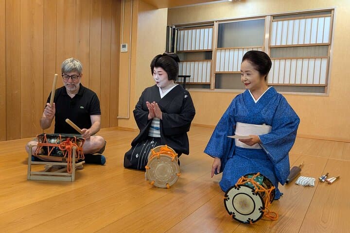 Behind the Curtain Geisha Rehearsal in Nagoya — photo 2