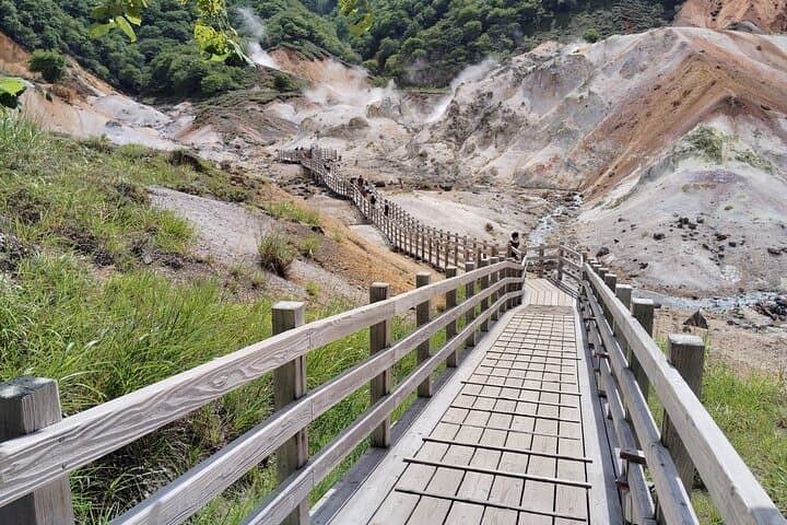Hokkaido: Bear Park and Jigokudani Hell Valley Tour — photo 2