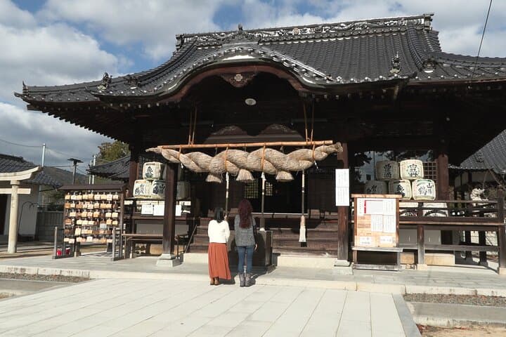 Visit behind the Scenes: Hiroshima Saijo Sake Brewery Tour — photo 18
