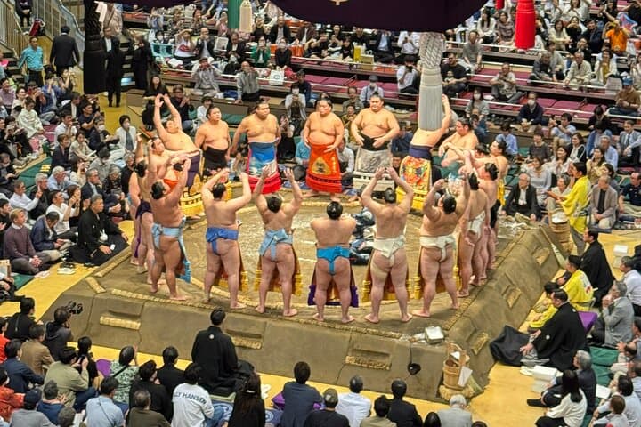 Official Sumo Tournament Ticket with Guided Experience in Tokyo — photo 17