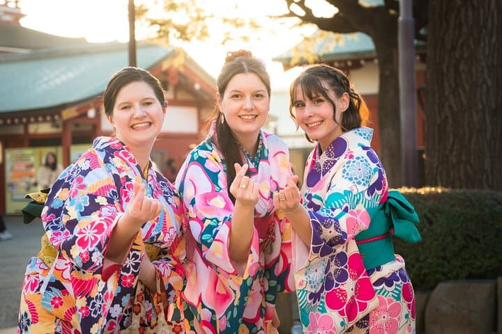 Tokyo and Kanagawa Guided Tours with Professional Photoshoot — photo 8