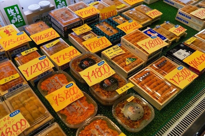 Tokyo: Private Tsukiji Street Food & Sake with Local Guide — photo 19