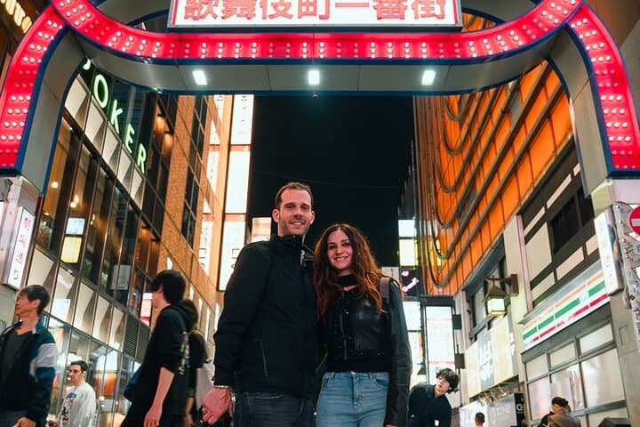 Shinjuku Night Walking Tour Golden Gai And Local Culture — photo 3