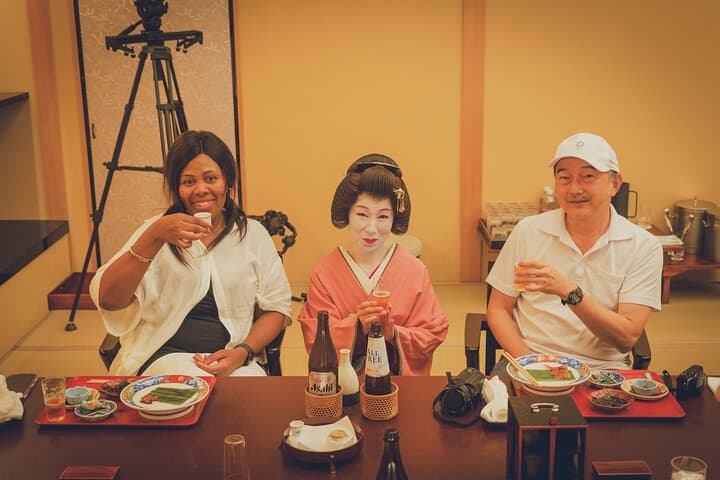 Asakusa 2hr Guided Tour and 2hr Authentic Geisha Experience — photo 17