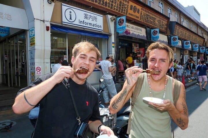 Tsukiji Market Foodie Tour with 5 Tastings in Tokyo — photo 10