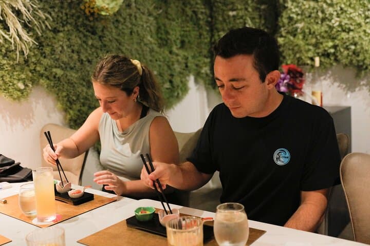 Cherry Blossom &Sushi Making Experience in Shinjuku — photo 8