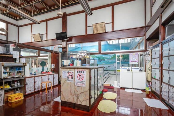 Authentic Onsen Experience Tattoo Friendly Hidden Gem in Shinjuku — photo 5