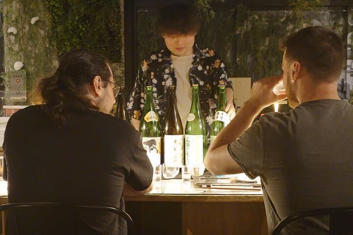 Cherry blossom & Japanese Sake Tasting in Shinjuku — photo 10