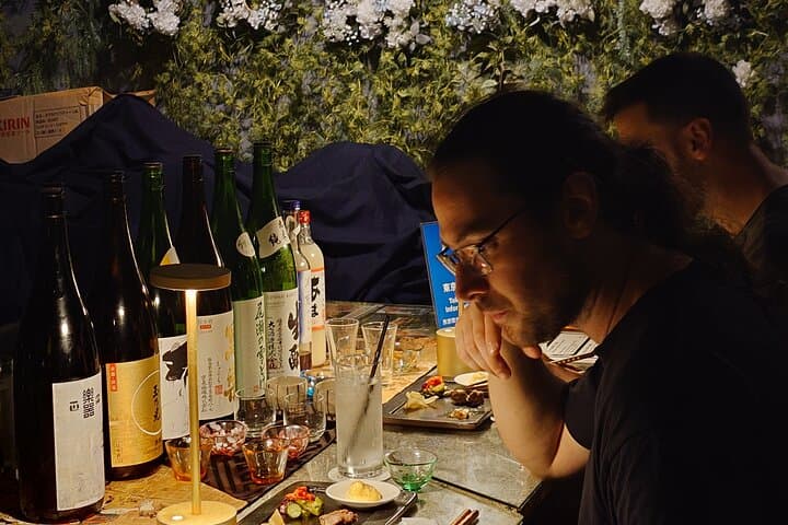 Cherry blossom & Japanese Sake Tasting in Shinjuku — photo 8