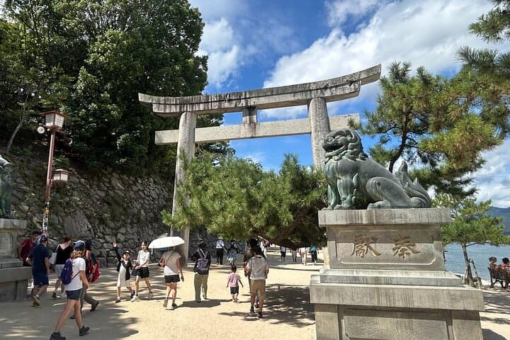 Hiroshima & Miyajima Tour: Peace Park, Dome & Shrine Visit — photo 2