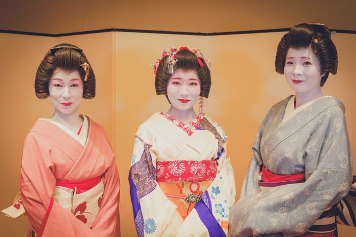 Asakusa 3hr Guided Tour & 1hr Geisha Matcha Experience — photo 15