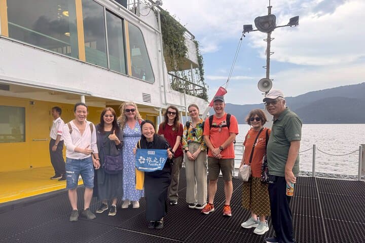 Mt Fuji and Hakone 1-Day Bus Tour Return by Shinkansen — photo 4