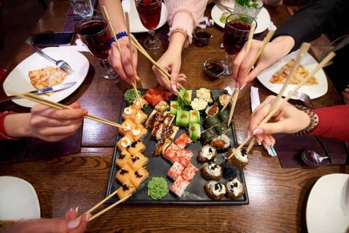 Shibuya Fish Flavor Tour 3 Hours of Sushi & Seafood With Guide — photo 11