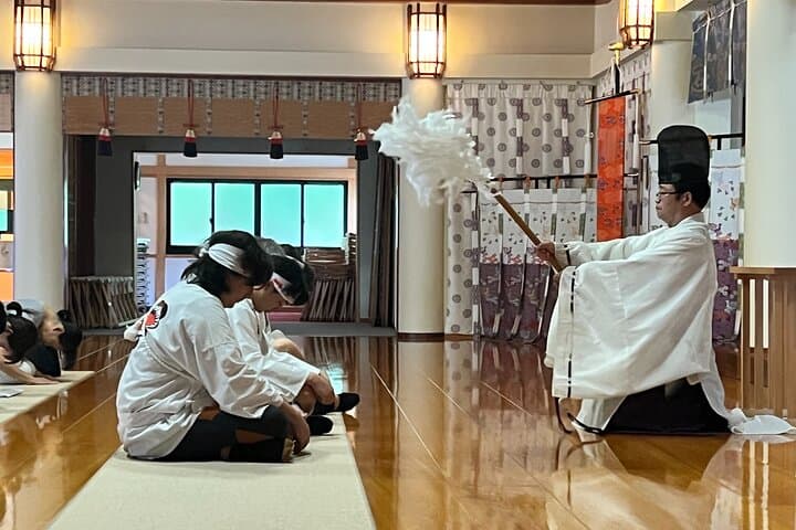 Ishizuchi Mystical Tour Nature and Ancient Culture Immersion — photo 4