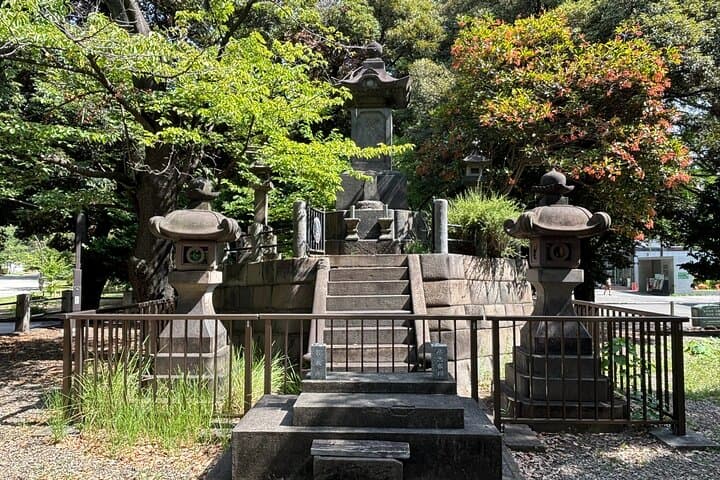 Ueno Area Where Samurai Fell and Japan Rose — photo 13
