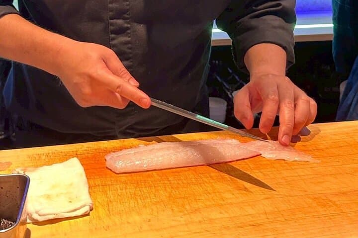 Shinsaibashi SHIN NIPPON Artisan Sushi Making Course — photo 19