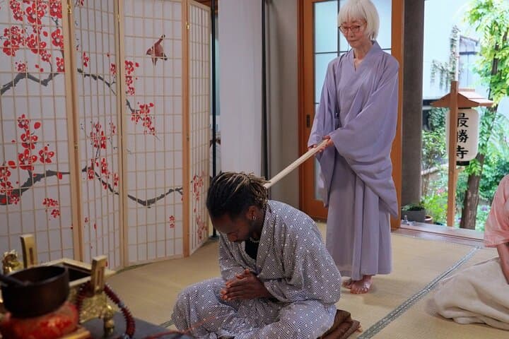 Osaka Temple: Evening Zen Chill–Exclusive fall plans〈60min〉 — photo 5