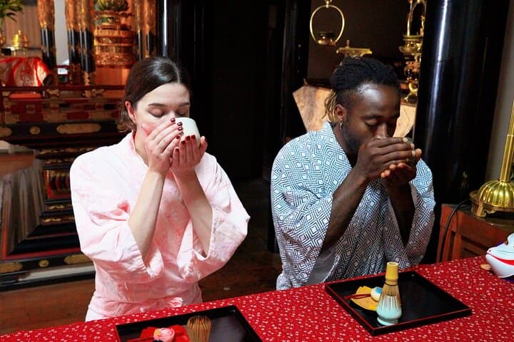 Osaka Temple: Evening Zen Chill–Exclusive fall plans〈60min〉 — photo 3