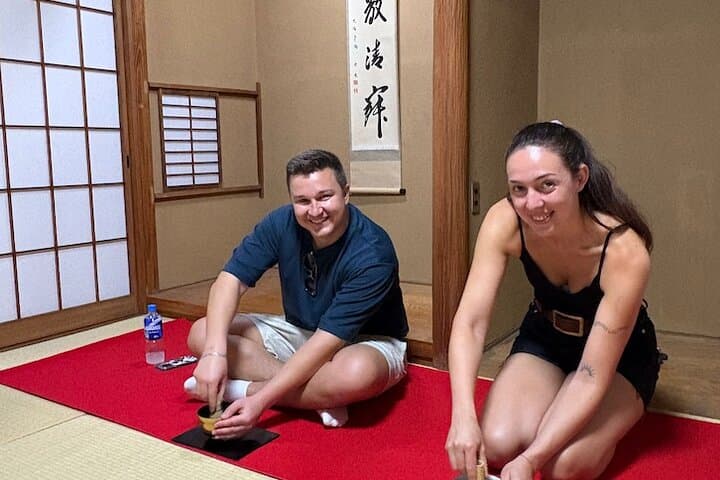 Shibuya Authentic Tea Ceremony with experienced instructor — photo 16