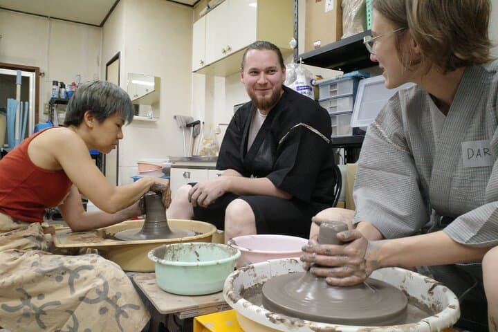 Standard Electric Potter's Wheel Experience — photo 2