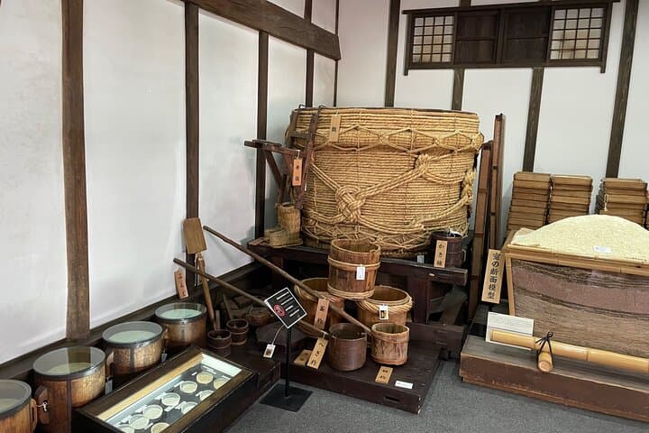 Kyoto Fushimi Sake Tasting Tour — photo 2