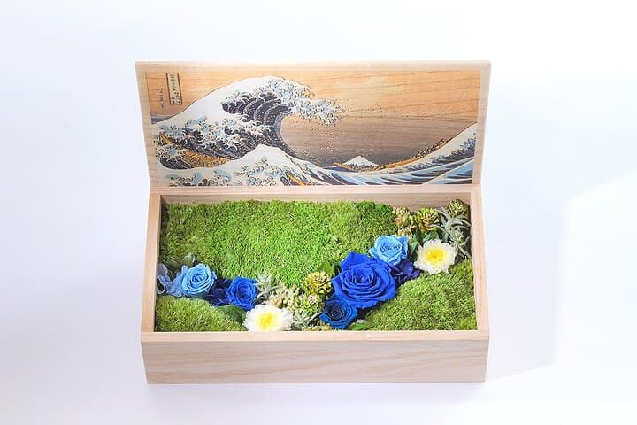 Tokyo Preserved Flower Arrangement Workshop in Ginza — photo 3