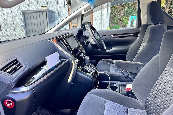 Niseko ⇔ New Chitose Airport Private Transfer | Licensed Driver — photo 6